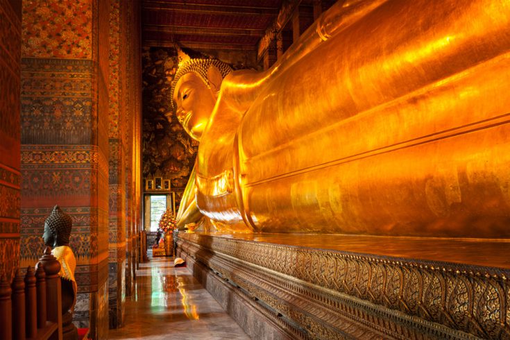 Reclining-Buddha-gold-statue-in-Wat-Pho-Bangkok-Thailand-_98302424-735x490 Wat Pho Bangkok Thailand
